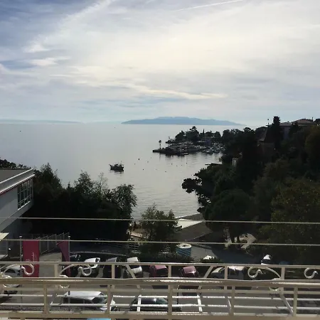 Antonija * 奥帕提亚